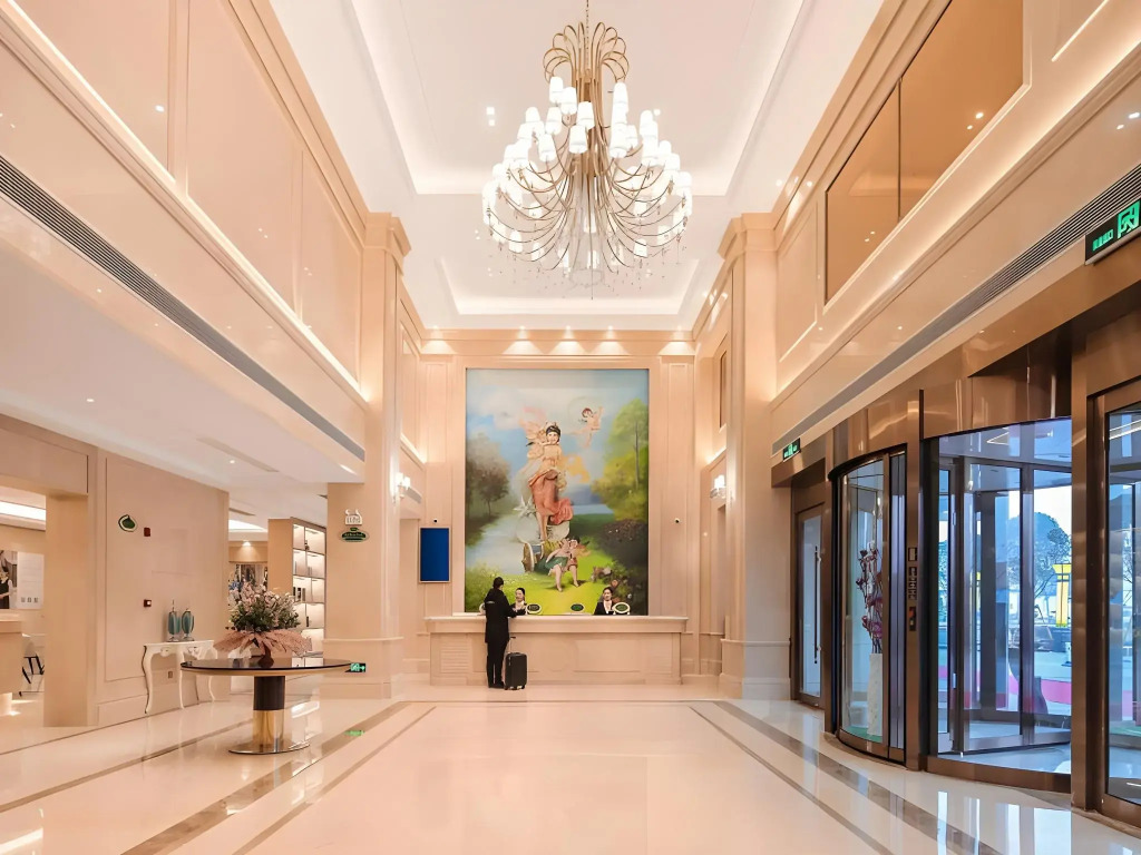 Vienna International Hotel