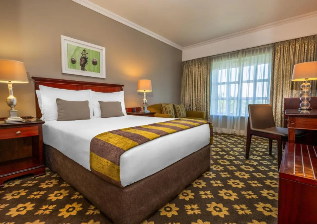Hemingways Hotel
