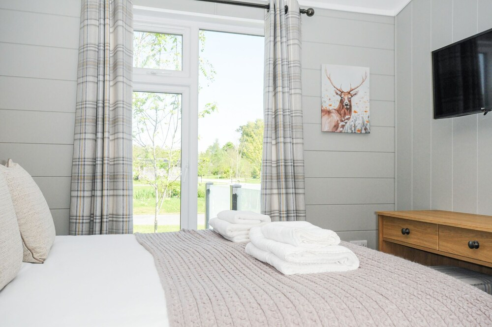 17 Meadow Retreat