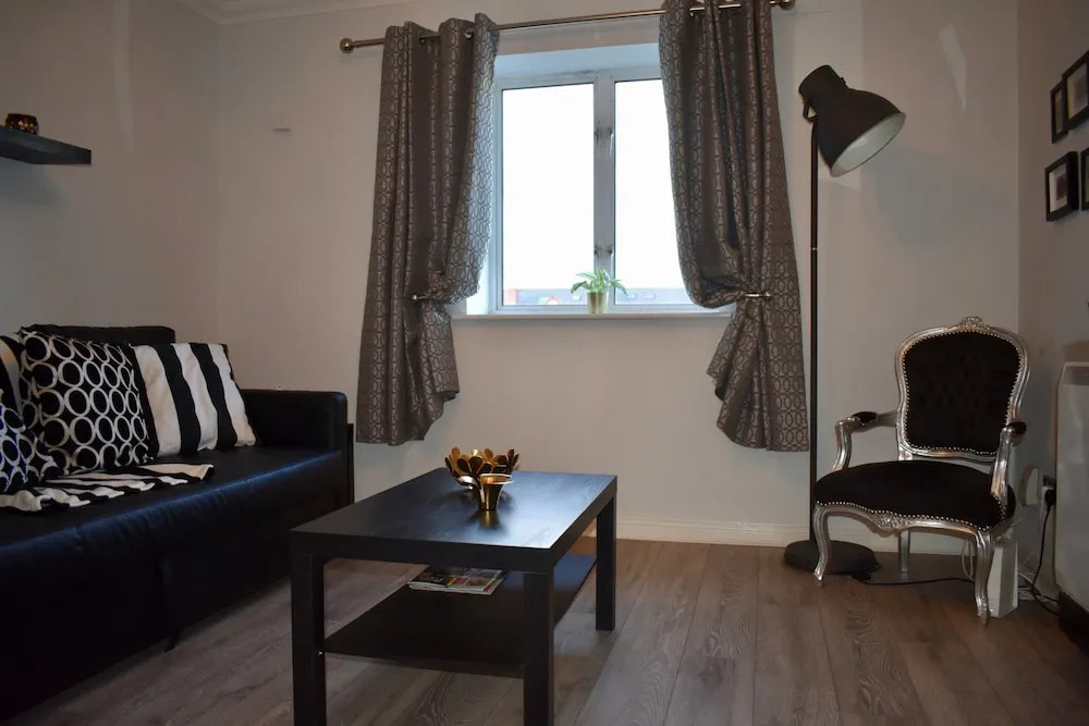 City Centre Top Floor Flat Overlooking Liffey River