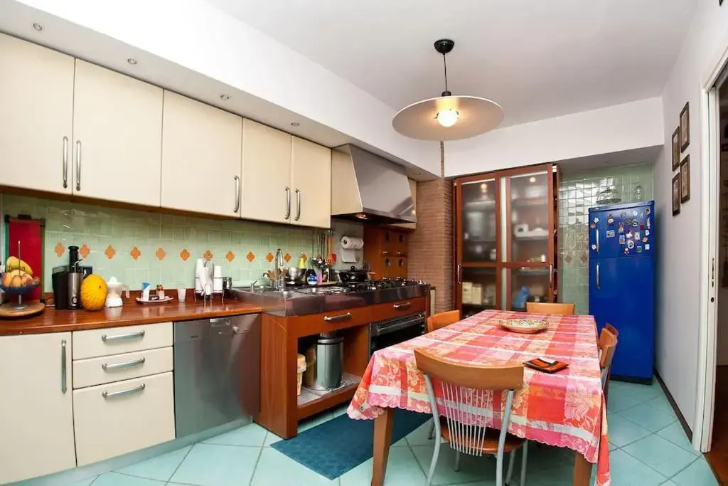 Villa Regina Home