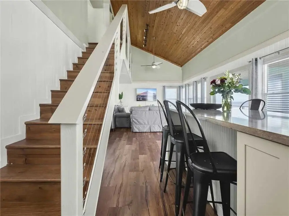 Hemingway Dream, 5 Bedrooms, Beach Front, Sleeps 14
