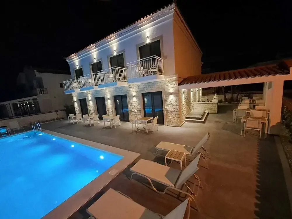 Bahar Buti̇k Otel