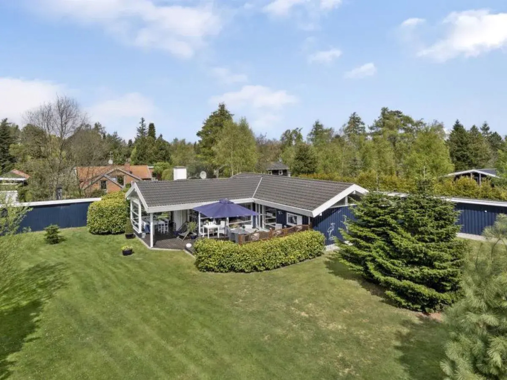 "Mina" - 900m from the sea in Lolland, Falster and Mon