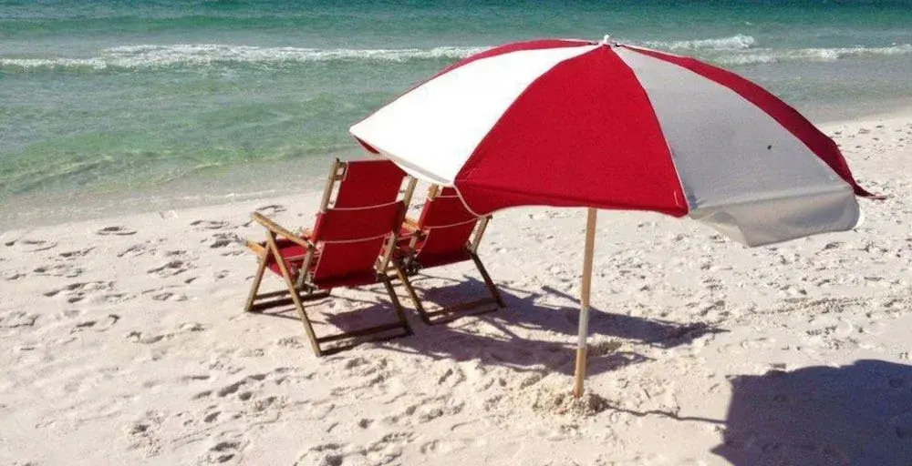 Sandy Toes by Destin Getaways