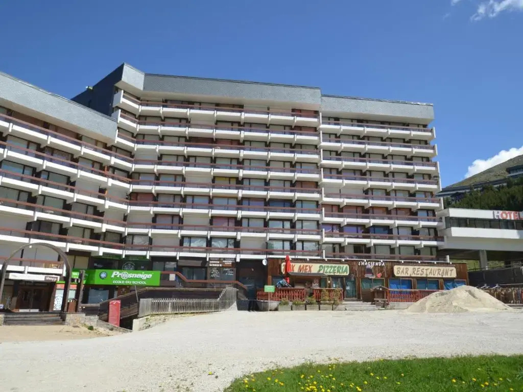 Appartement Les Menuires, 1 pièce, 2 personnes - FR-1-452-40