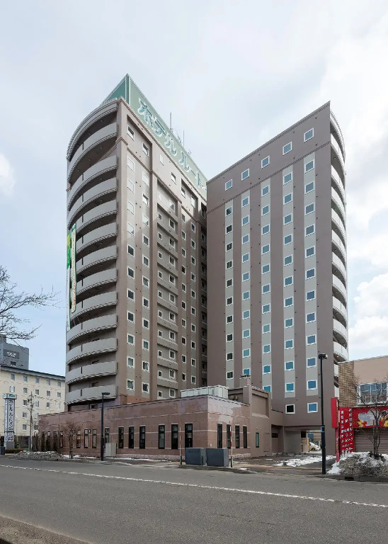 Hotel Route-Inn Chitose Ekimae