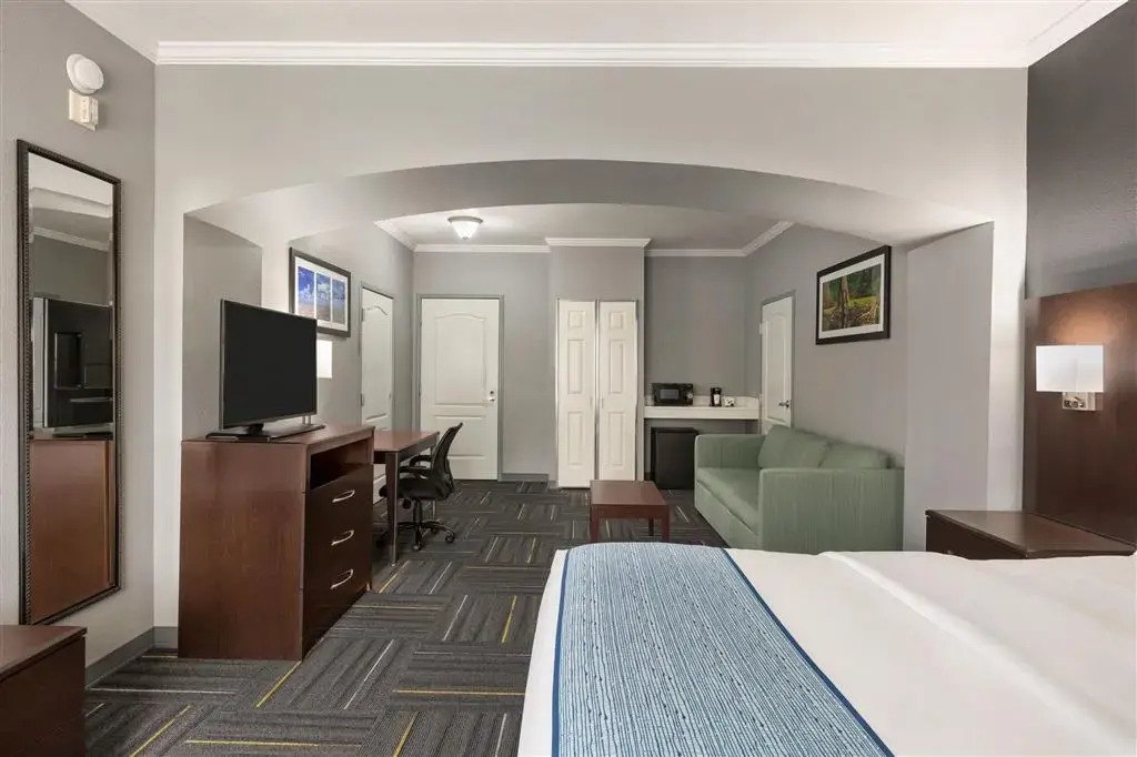 La Quinta by Wyndham Dublin