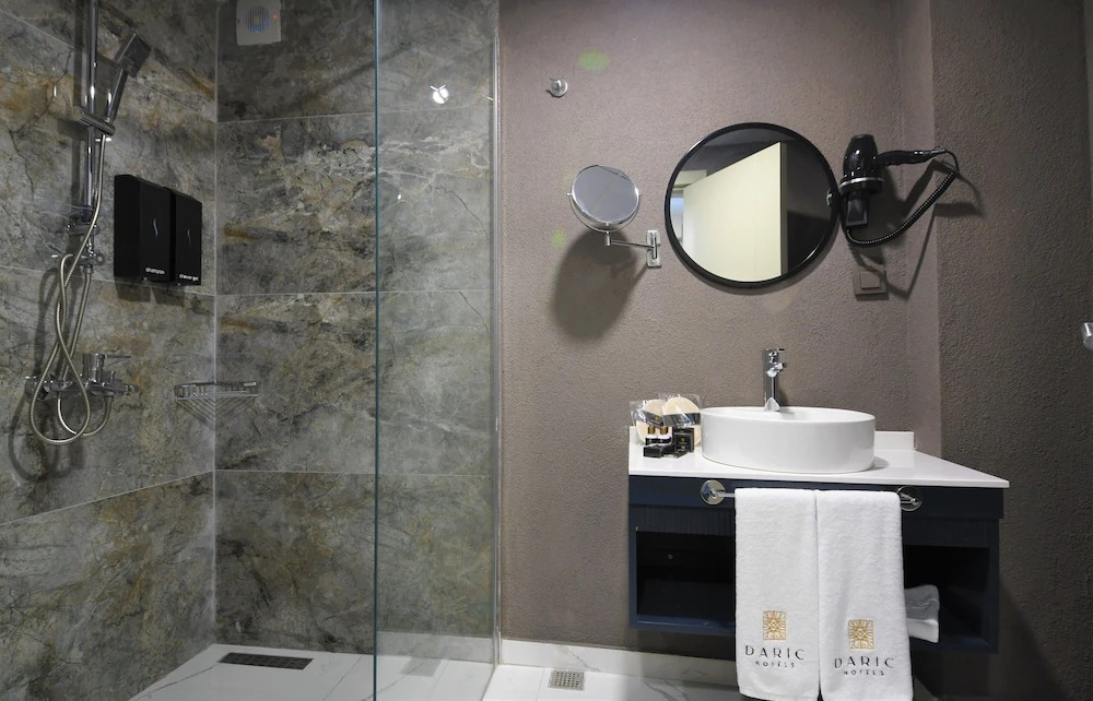 DARIC HOTELS