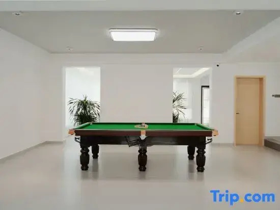 Tonglu Shanyali Linxiya Zhu  Mountain Forest Serenity Farmhouse Fresh Style Designer Vacation Rental