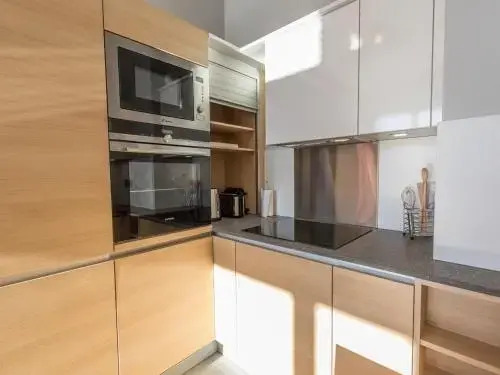 Apartment Monarques 703