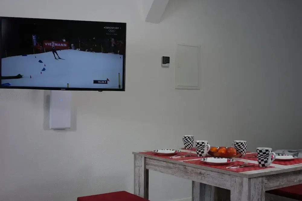 Race & Rest Apartments