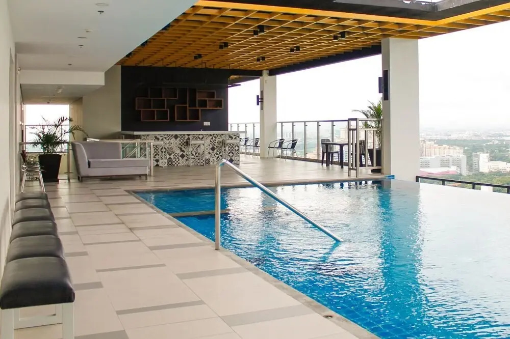 The Residences at BCCT by Stays PH Cozy retreat with hotel-style comforts and convenience, best location in BGC