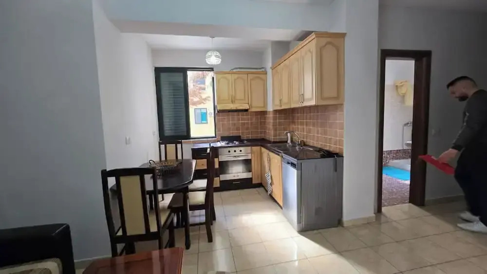 Tirent Apartment - Cozy Bedrooms Stay by Golem Beach.