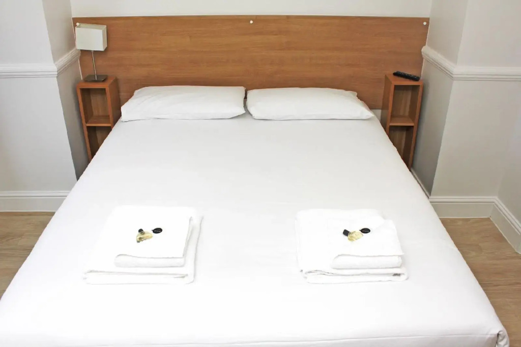 Gidea Park Hotel