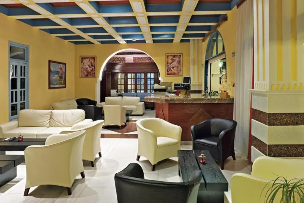 Nireus Hotel