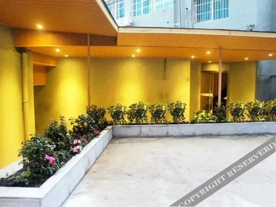 Wutongshu Business Hotel