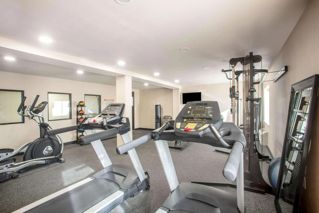 La Quinta Inn & Suites by Wyndham St Louis Hazelwood North