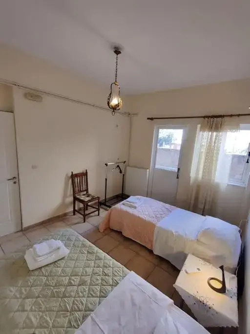 Kostas'House2