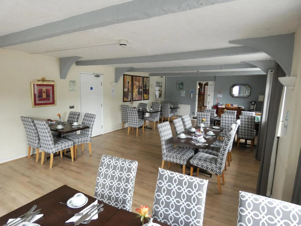 The Riverside Hotel
