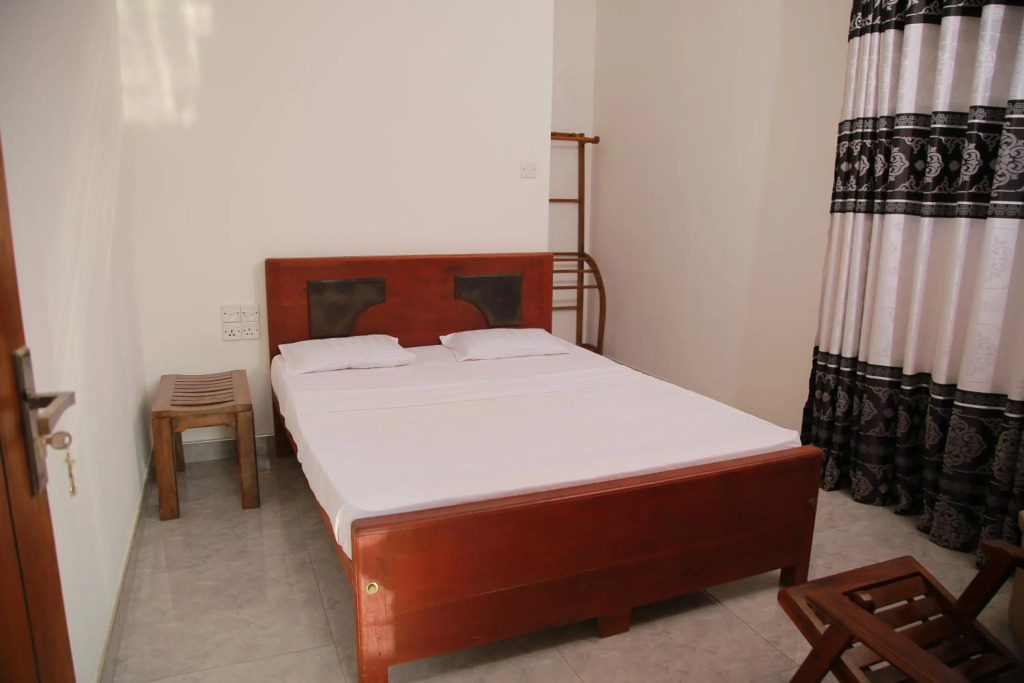 Guruge guest house