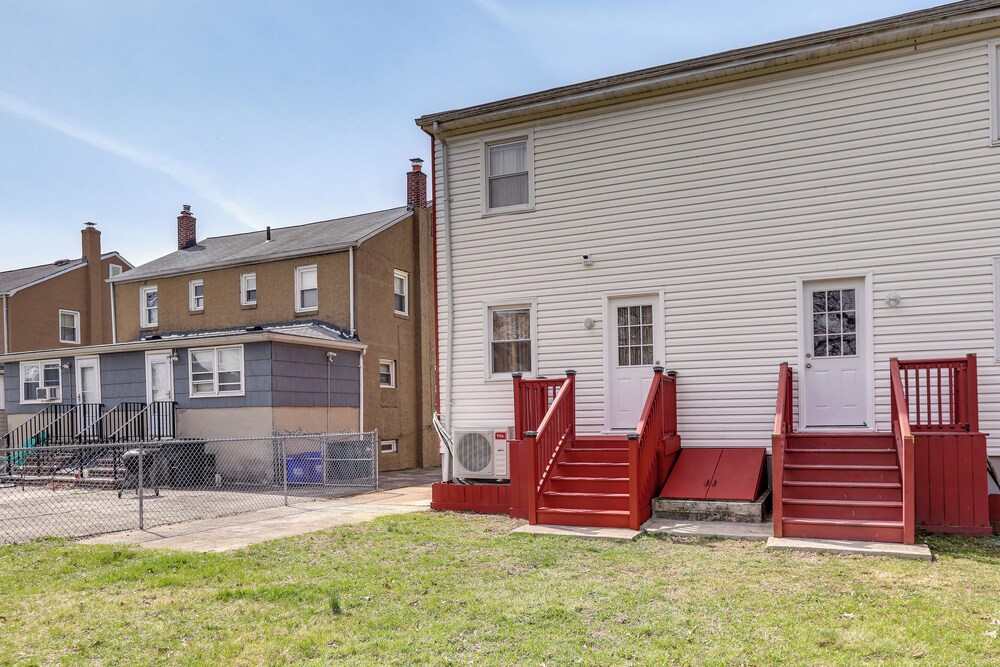 1 Mi to NYC Train & Arts District: Rahway Escape