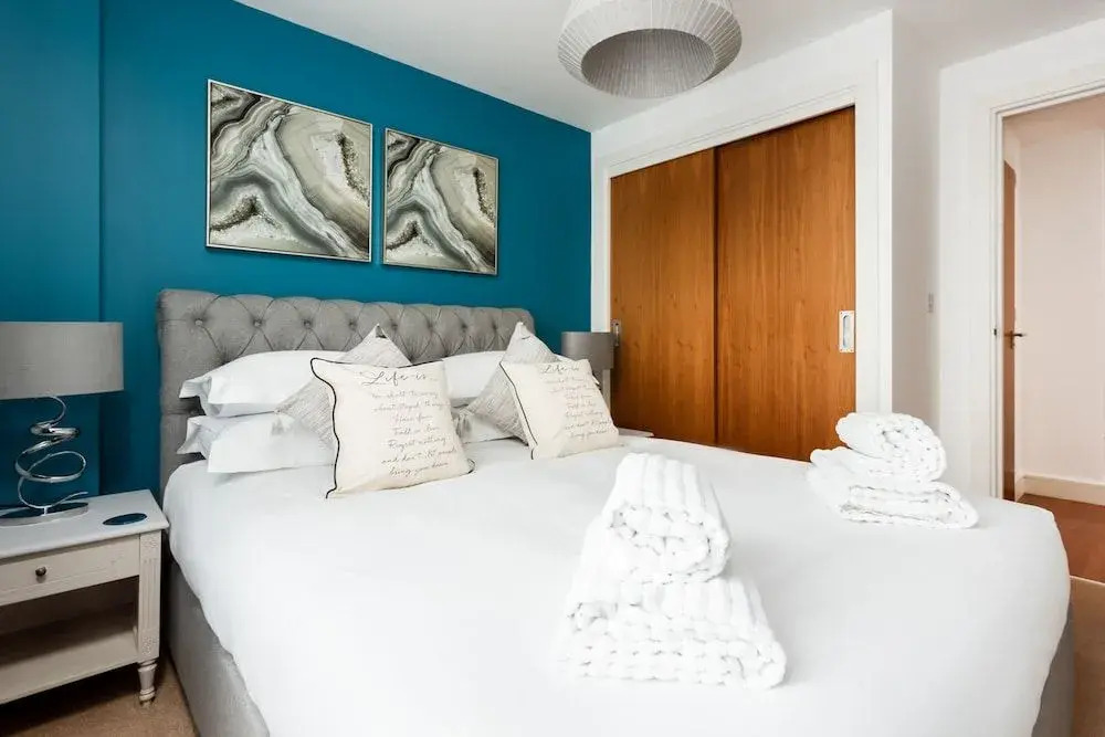 Mojo - Modern Apartment with Balcony