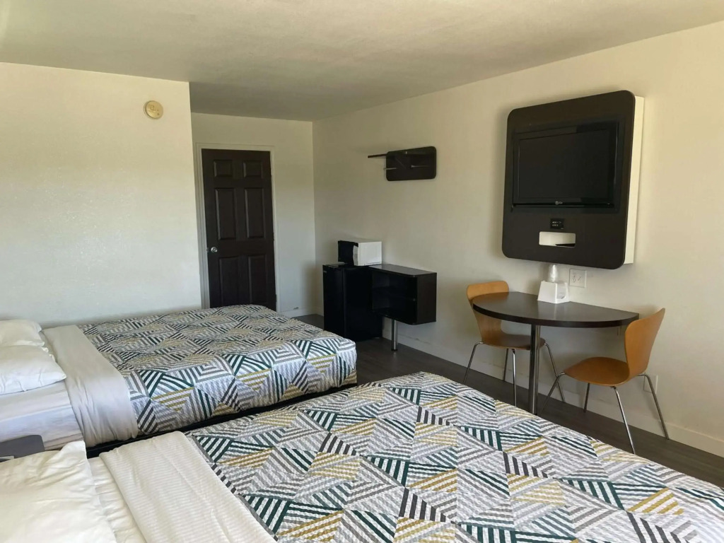 Motel 6-Wichita Falls, TX - North