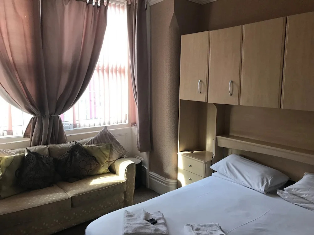 Newbury Hotel