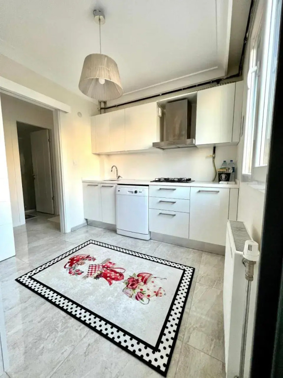 Entirely Apartment, Near Lake, Full kitchen,Wi Fi, AC