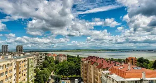 Apartments Dom Izgrev