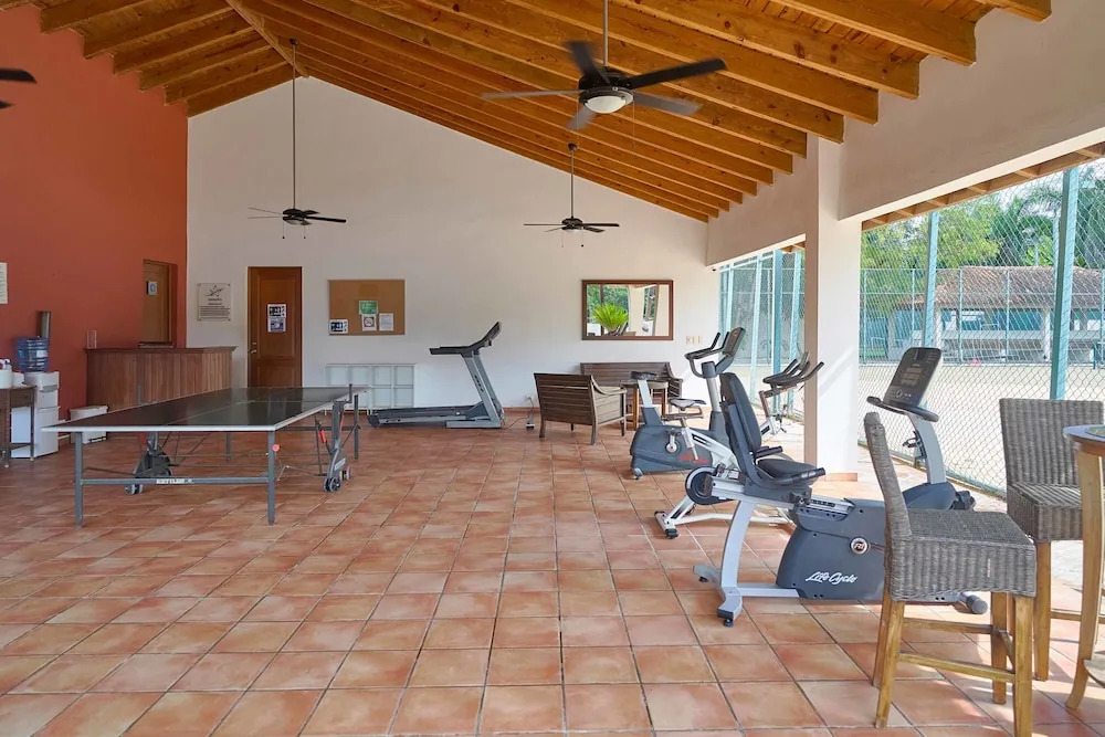 3BR Hemingway Retreat Juandolio Walktobeach GYM