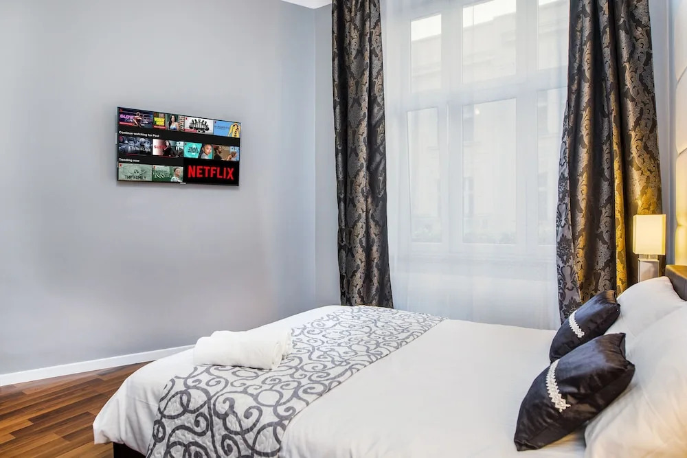 Tribeca City Center Apartments