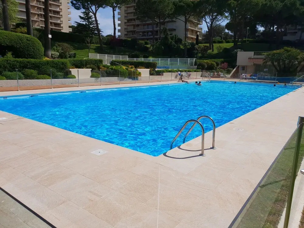 2 Pieces Calme Proche Mer Tennis Piscine