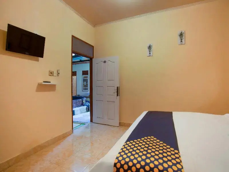 Handira Homestay Syariah Padang RedPartner