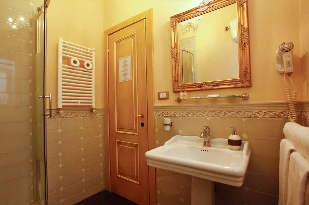 Casa De Fiori Apartments
