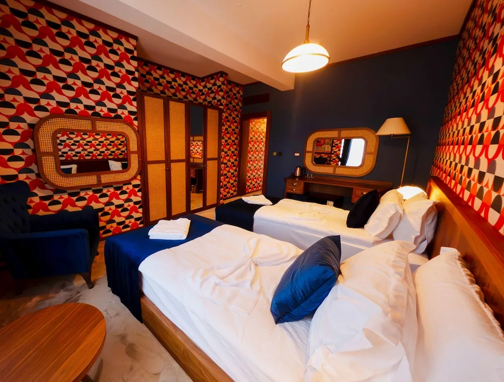 74 Otel