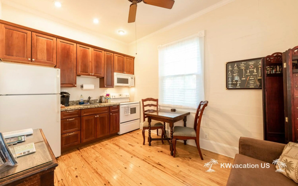 The Island Suite at KW Vacation