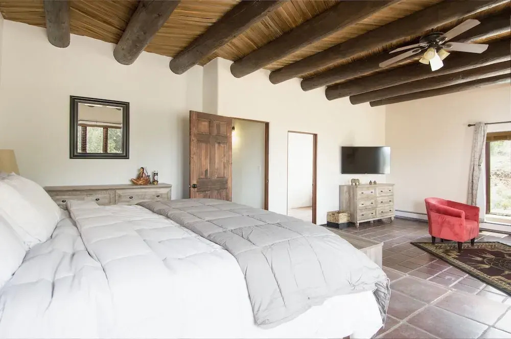 28 Santa Fe - 8 Br Home