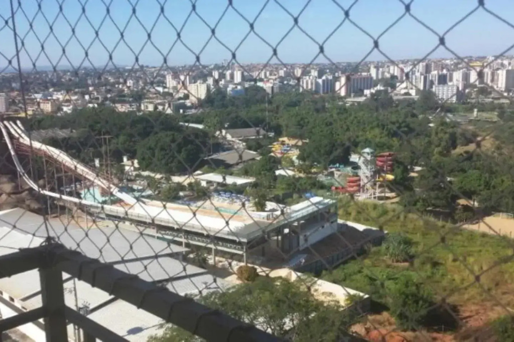 Diroma Exclusive - Piscinas 24 horas, sauna, estacionamento grátis!!!