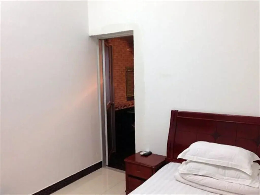 Jiujiang Julu Hotel