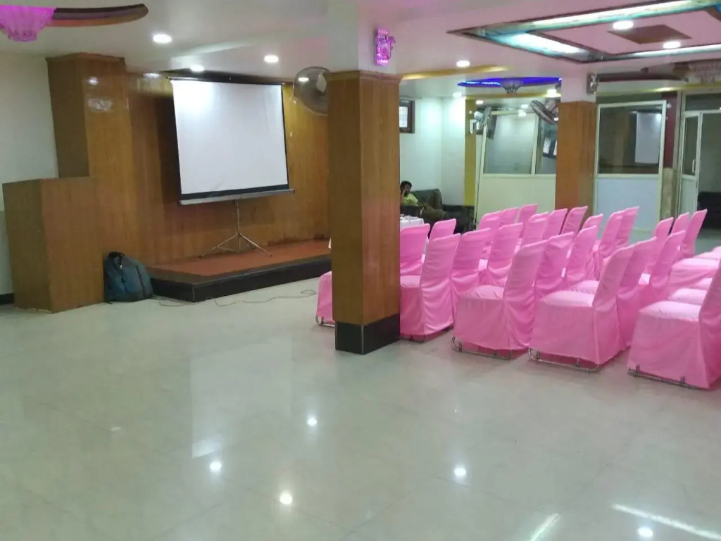 Hotel City Plaza & Restaurant