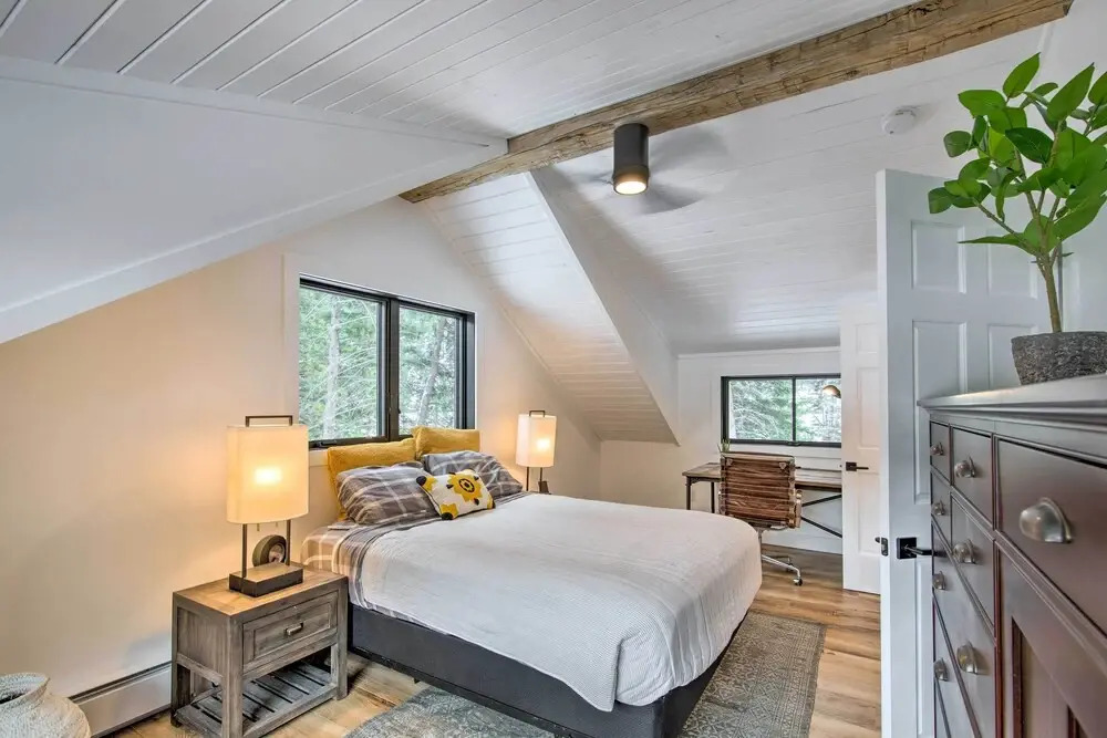 Modern Riverfront Home: 6 Mi to Big Sky Town!