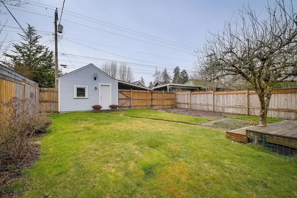 Charming Tacoma Vacation Home w/ Fenced Yard