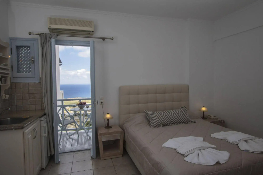 Erato Apartments
