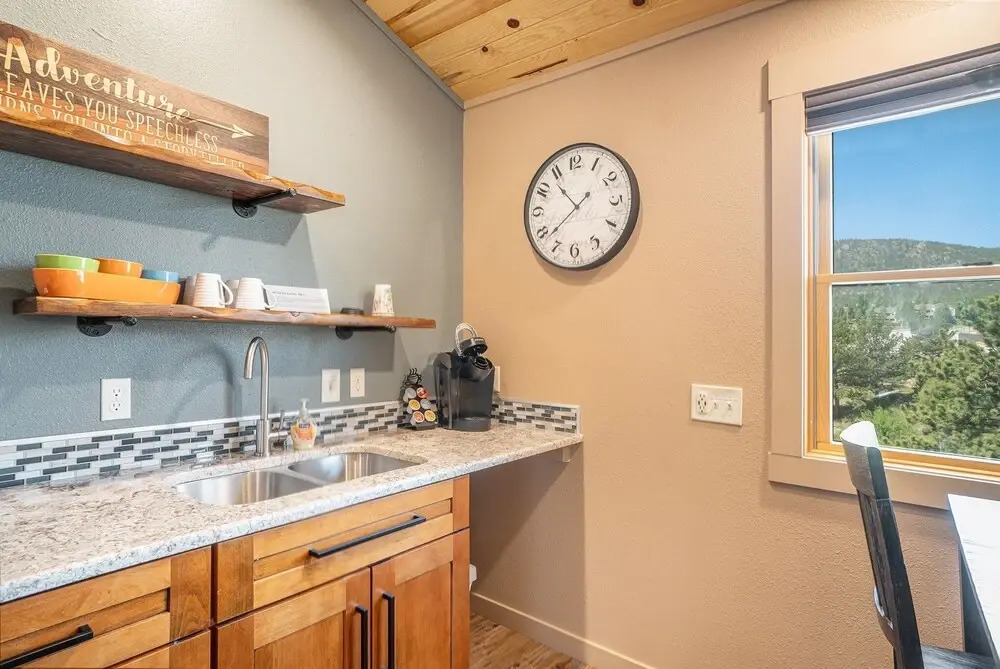 Solitude Longs Peak Suite 201 - Estes Park 1 Bedroom Studio by RedAwning
