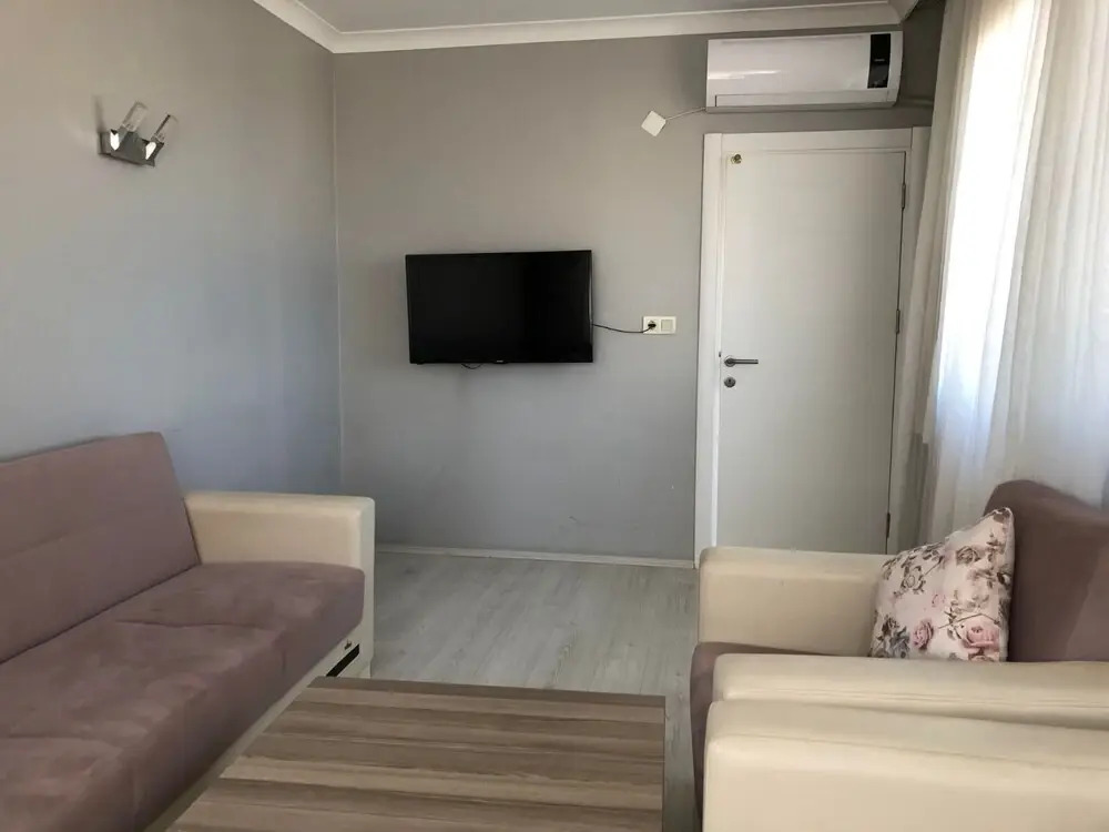 Heaven Golden Apartment