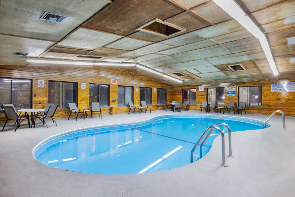 Super 8 by Wyndham Valentine NE