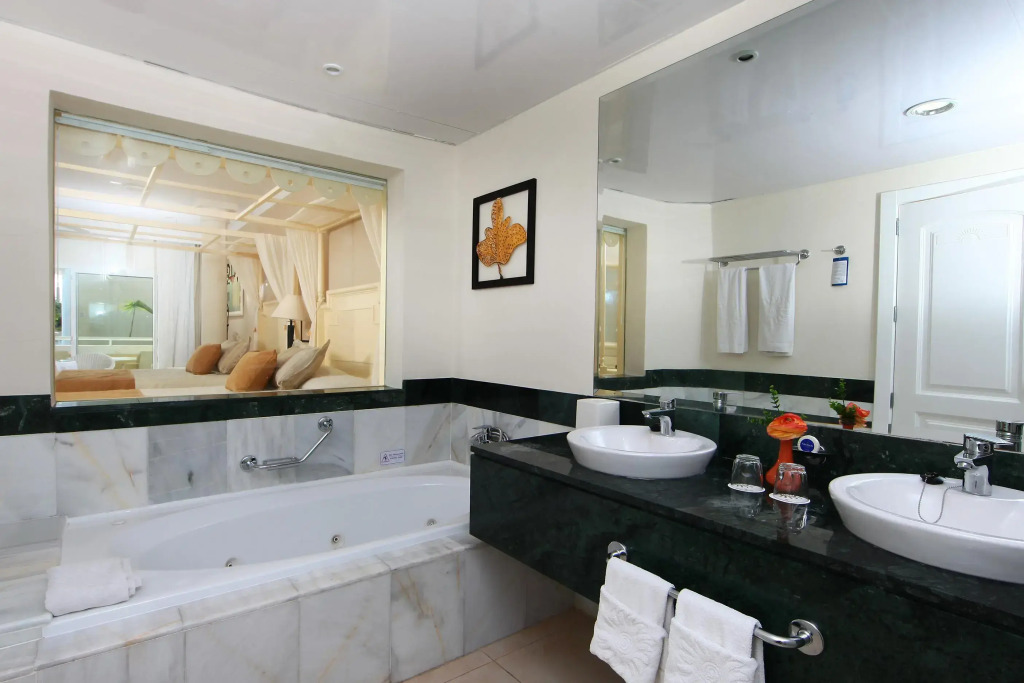 Bahia Principe Explore El Portillo - Hyatt Inclusive Collection - All Inclusive