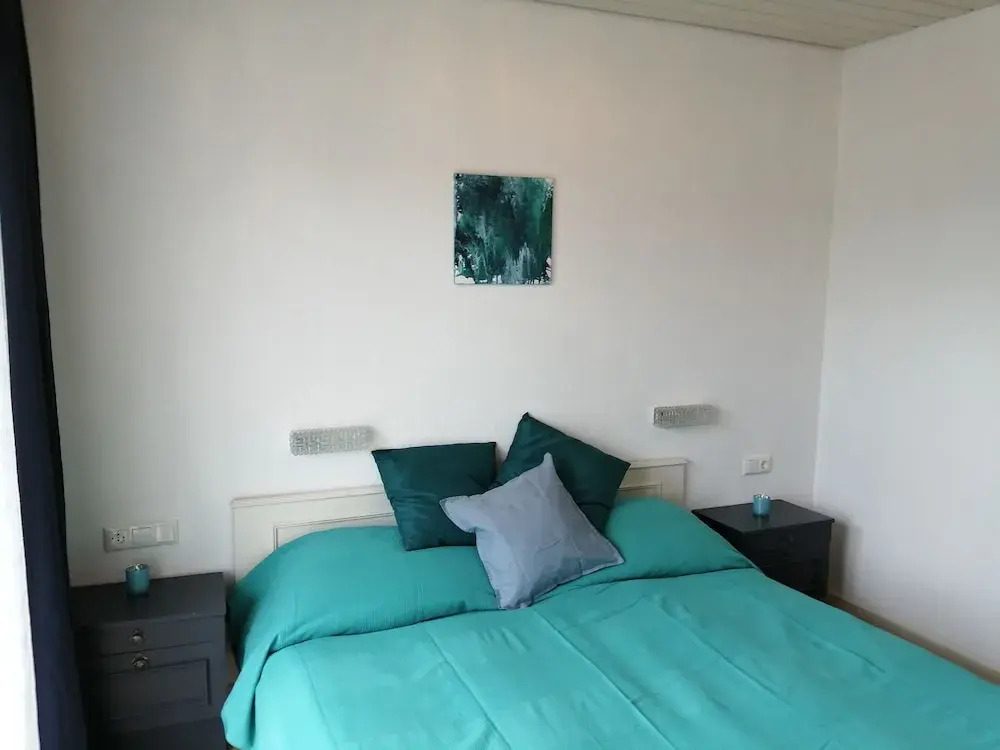 Hillside Rooms